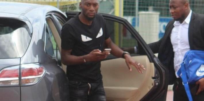 El davanter camerunés Karl Toko Ekambi ja està a Vila-real i podria ser el primer fitxatge