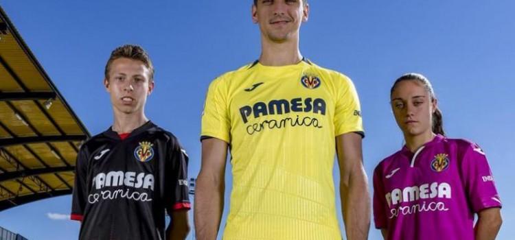 El Villarreal presenta el nou disseny de la indumentària que lluirà la pròxima temporada