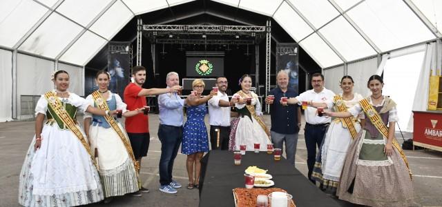 L’entrega de les claus de la festa a Cristina Pesudo inaugura les festes de la Mare de Déu de Gràcia