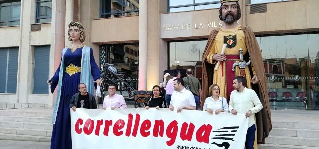 La cercavila cívica i la lectura del manifest per Juan Carda posen fi al Correllengua