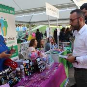 Vila-real celebra la seua jornada més solidària a la plaça Major de mà d’una quarantena d’entitats 