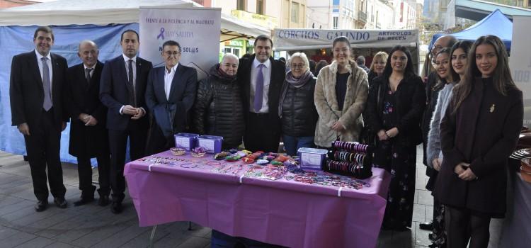 Vila-real celebra la Fira de Santa Caterina amb 250 parades de productes típics de Nadal