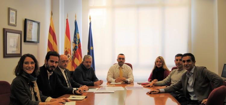 L’alcalde es reuneix amb Sebastián Mora per a avançar en la definició de la futura pista d’atletisme i ciclisme