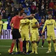 El Villarreal es queda amb la mel en els llavis en el camp del Huesca on li han empatat en el minut 94 (2-2)
