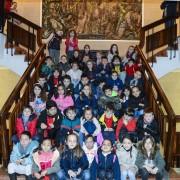 Un centenar d’escolars 2n de Primària dels col·legis Pius XII i Angelina Abad coneixen l’Ajuntament