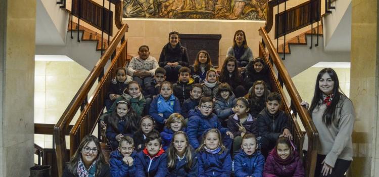 175 escolars de Pius XII i Pintor Gimeno Barón coneixen la història de Vila-real 