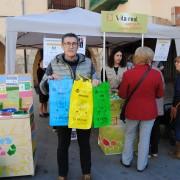 Un cap més cap al reciclatge i la sostenibilitat amb el repartiment de 15.000 bosses de separació de residus