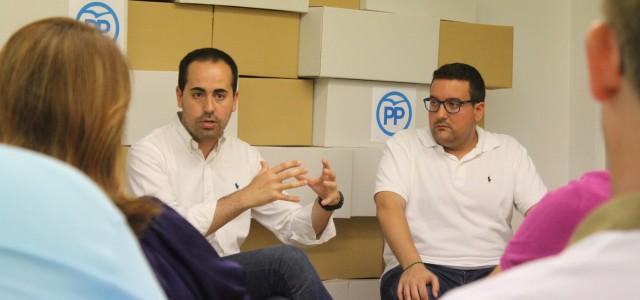 El periodista i professor Adrián Casabó será número dos en la candidatura del PP
