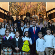 Els escolars del José Soriano guanyadors de la Mostra Internacional de Cinema Educatiu són rebuts per l’alcalde 