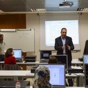 Ochando visita el Viver d’Empreses on es desenvolupa el curs d’Ofimàtica d’ARA-Formació 