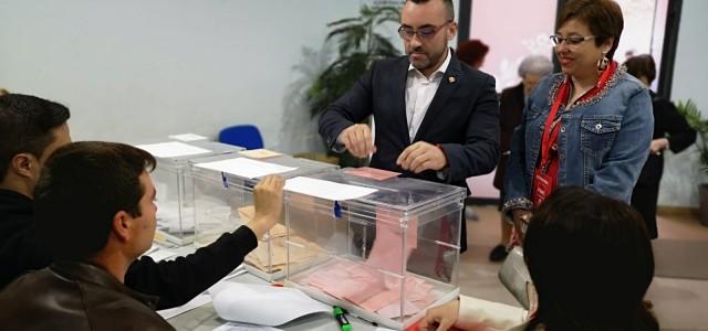 Benlloch celebra que ahir va guanyar la democràcia i la participació i alerta que el PP podria arribar a desaparèixer