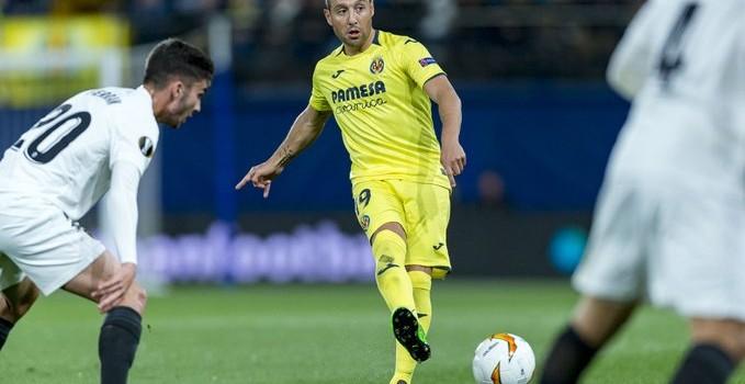 Dos gols encaixats en el descompte deixen al Villarreal amb peu i mig fora de l’Europa League (1-3)