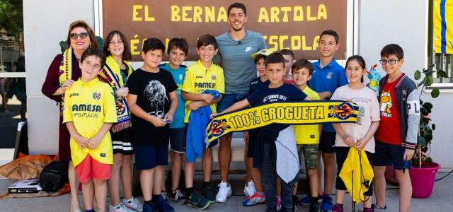 Pablo Fornals va visitar el col·legi de la seua infància amb ‘Una Estrela En El teu Col·le’