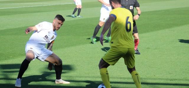 El Villarreal B es va embossar en el centre del camp i al final va perdre (0-1)