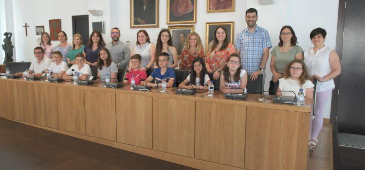 El Consell de Xiquets i Xiquetes del curs 2018-2019 es clausura i s’acomiaden els 15 membres d’aquest cicle