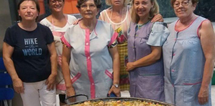 Càritas Vila-real garanteix aquest estiu que 125 persones mengen cada dia amb l’ajuda de 80 voluntaris
