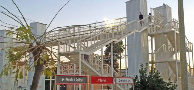 L’estació de tren de Vila-real suspén el servei d’atenció presencial en taquilla 