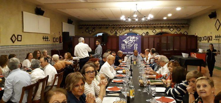 Més de 150 assistents en el sopar de clausura dels quaranta anys de la Penya La Merla
