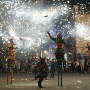 La ‘Moreneta’ torna a l’Ermita fins a l’any que ve i Vila-real s’acomiada de les festes amb foc i color