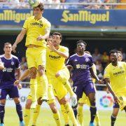 El Villarreal millora amb els canvis i aconsegueix la primera victòria en casa davant el  Valladolid (2-0)