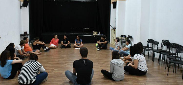 Vila-real inaugura un nou curs de l’Escola Municipal de Teatre que comptarà amb 78 alumnes i sis grups