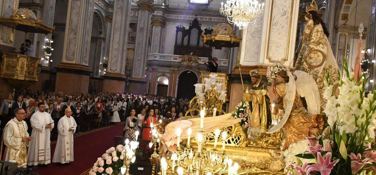Les Rosarieres de Vila-real celebren la seua festa principal amb una missa solemne