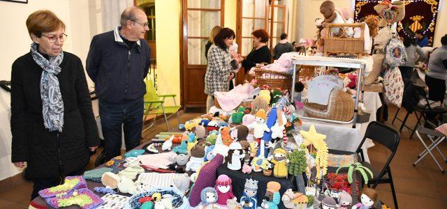 Inaugurada la IV Trobada d’Artesans que estarà durant tot el cap de setmana a la Casa dels Mundina