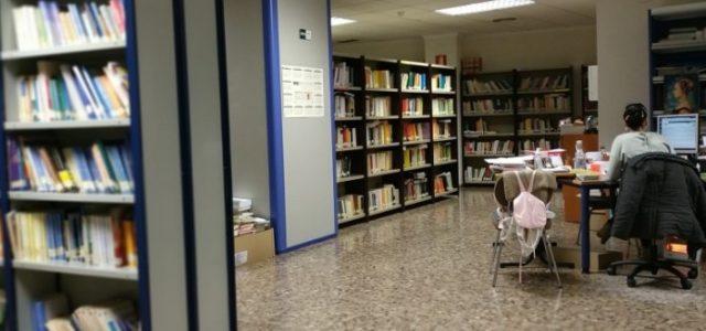 El Govern de Vila-real aprova que els veïns puguen retirar ja llibres de la biblioteca