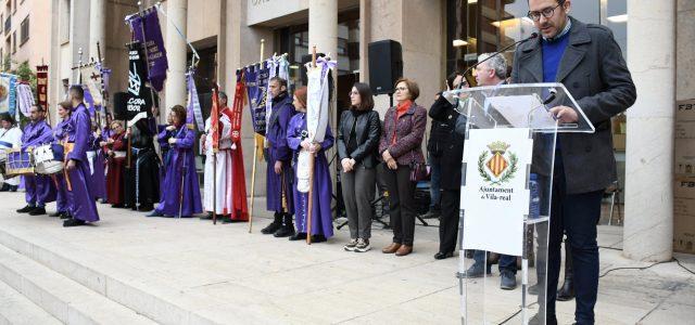 La plaça Major acull aquesta vesprada X Tamborada Provincial