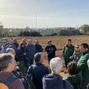 El 8é curs d’agricultura ecològica rep la visita de l’alcalde i el regidor d’Agricultura