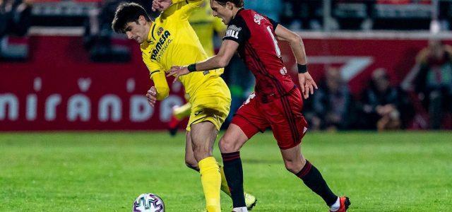 Un irrecognoscible Villarreal paga car la seua fragilitat davant el Mirandés i s’acomiada de la Copa en Anduva (4-2)