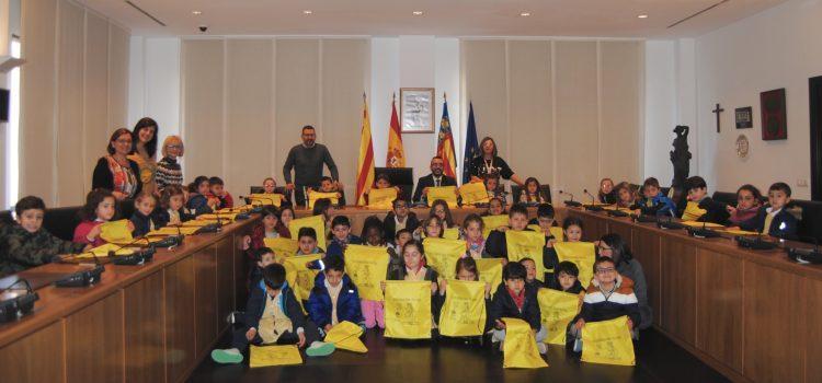 46 alumnes de cinc anys del Cervantes visiten Ca la Vila per les festes fundacionals 