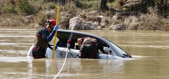 Els bombers troben un cadàver en el Riu Millars entre Vila-real i Almassora