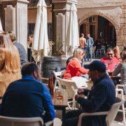 Vila-real eliminarà les taxes d’ocupació de via pública per a terrasses de bars i restaurants, mercats i quioscos