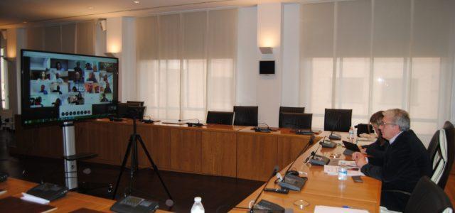 L’Ajuntament reprén les comissions informatives i debat les mesures dels grups polítics per la Covid-19 