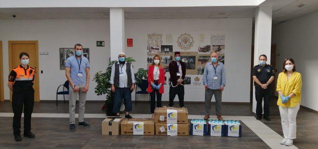 L’Associació Cultural Islàmica dóna material sanitari per a les forces de seguretat