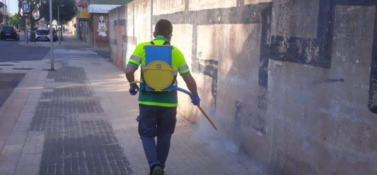 Vila-real escomet un tractament especial per a atallar la proliferació de ‘milpiés’