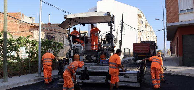 Vila-real treballa en millorar la seguretat del carrer Maestrat, inacabat durant la crisi immobiliaria