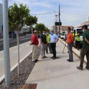 L’Ajuntament adequa les zones verdes dels accesos a la ciutat de cara a la volta en setembre