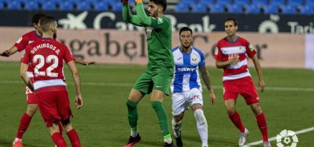 El Villarreal continua buscant substitut per a Andrés Fernández i Rui Silva és el millor posicionat