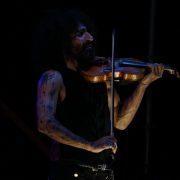 El violinista Ara Malikian fa vibrar els vila-realencs en el certamen ‘Alive’