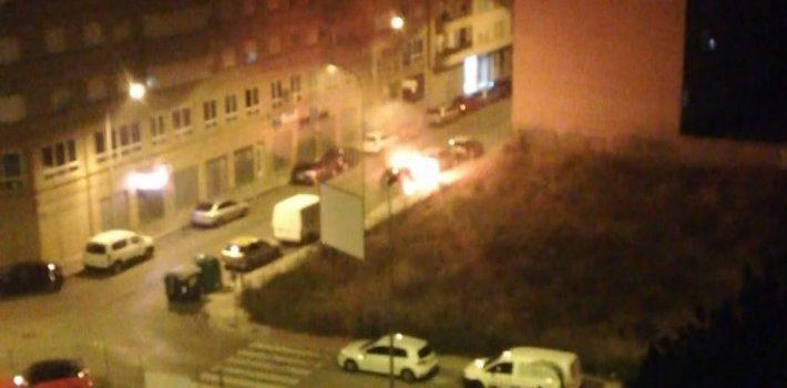Incendio en un coche de Vila-real en la calle Ducat d’Atenes