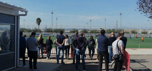 Cs sol·licita que s’amplie l’espai habilitat a la cafeteria de la CEM per a evitar aglomeracions