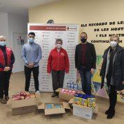 L’Agrupació local de Ciutadans entrega els aliments recollits a Creu Roja Vila-real