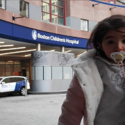 El ple aprovarà demà 30.000 euros per a despeses de l’operació de la xiqueta Zoe, afectada per una cardiopatia greu