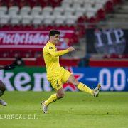 Alcácer i Fer Niño apropen al Villarreal als huitens de final de l’Europa League (0-2)