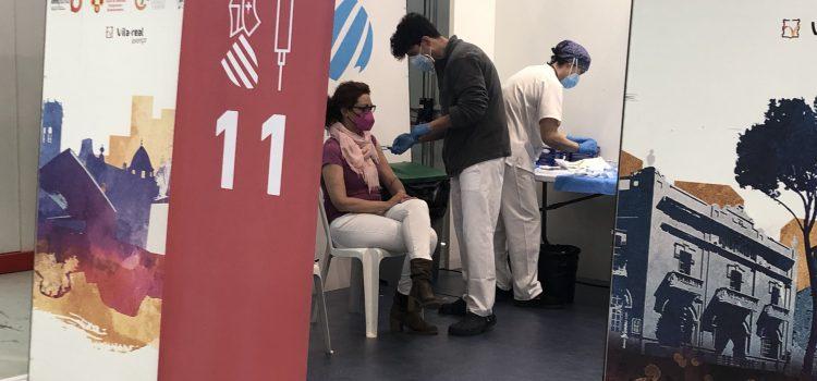 Primer dia de vacunació massiva a Vila-real: 6.000 docents seran immunitzats fins a l’1 d’abril