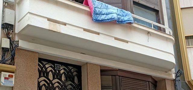 L’habitatge okupat al carrer Major és un bé protegit i el banc propietari ja ha denunciat el fet davant la Justícia