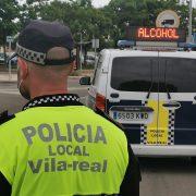 La Policia Local de Vila-real deté un home per cometre de tres delictes contra la seguretat viària