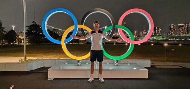 Impressionant rebuda al medallista de plata olímpic Pau Torres en l’aeroport de Valencia